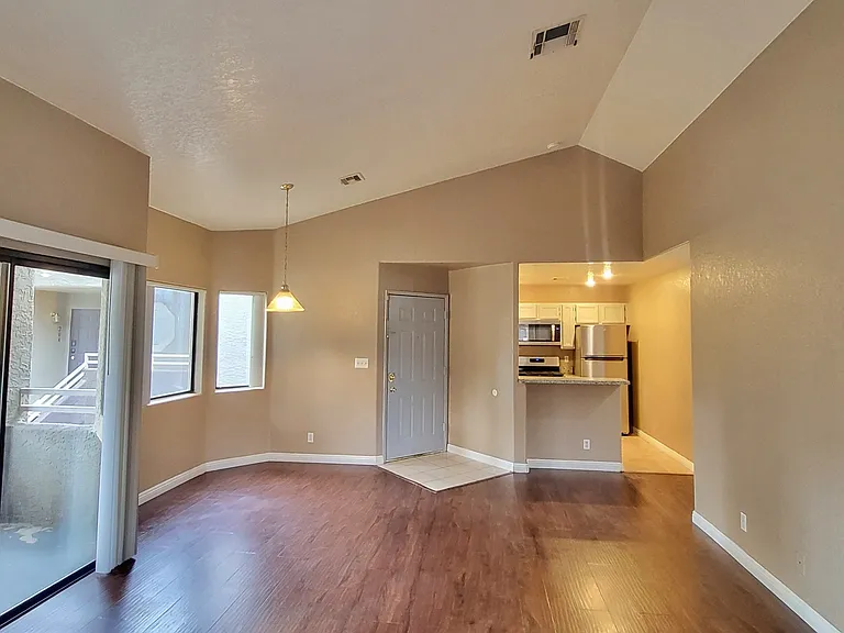 5044 S Rainbow Blvd #206-1 — Photo 1