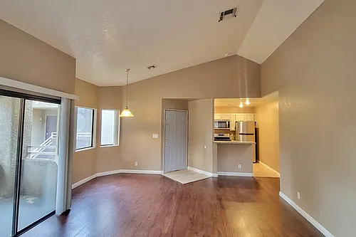 5044 S Rainbow Blvd #206-1 Photo 1