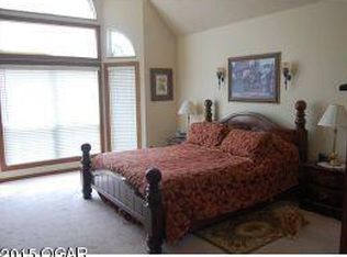 6362 Raven Rd, Granby, MO 64844