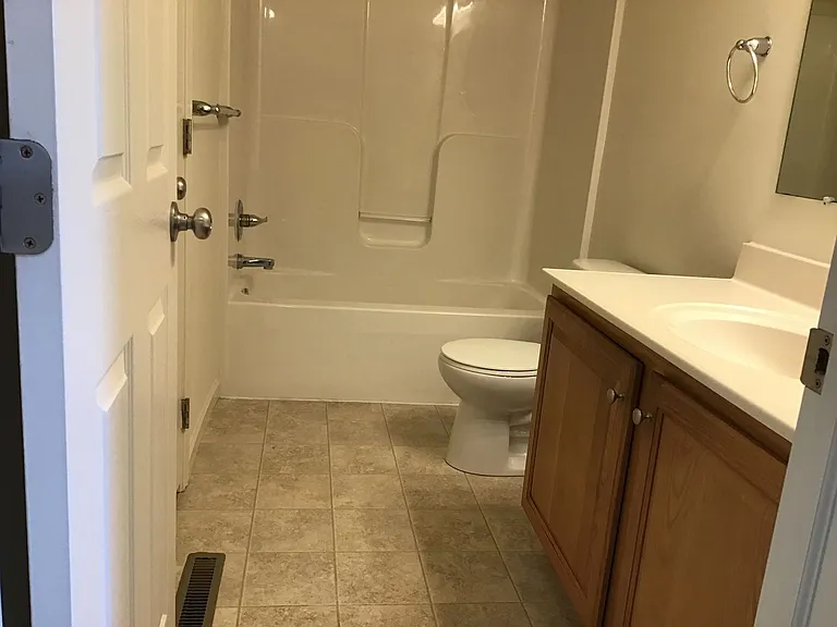 2809 Mannerchor Rd — Photo 15