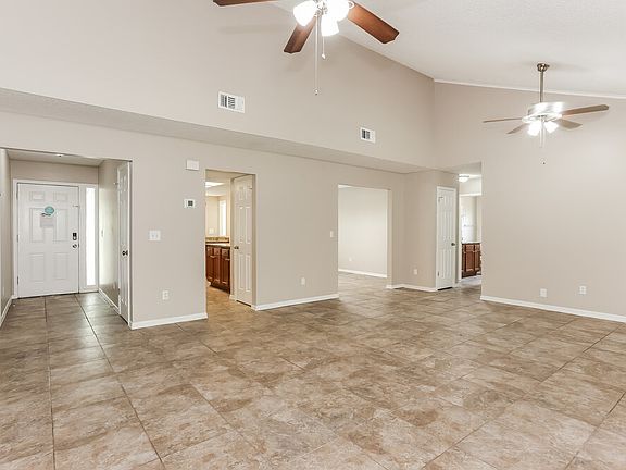 3rd image of 8231 Weybridge Dr