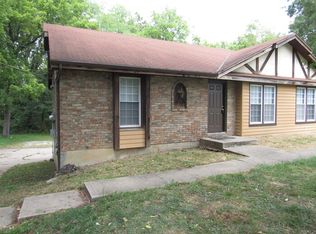 8806 Orchard St, Liberty, MO 64068