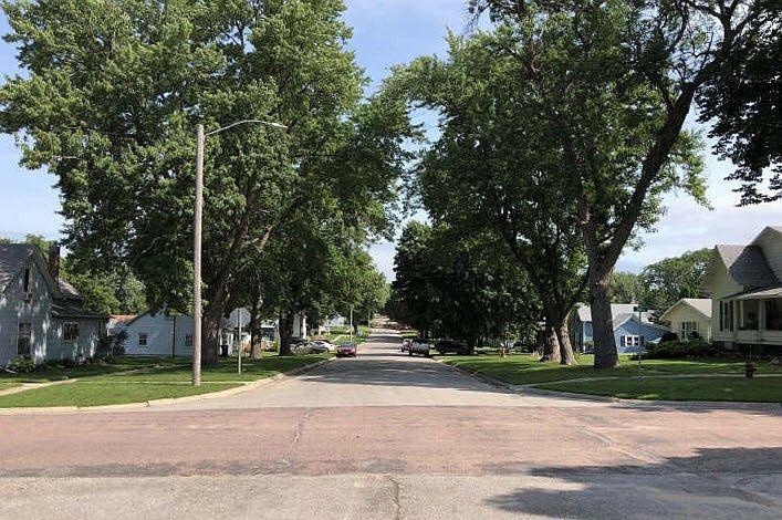 2nd image of 304 Willow St