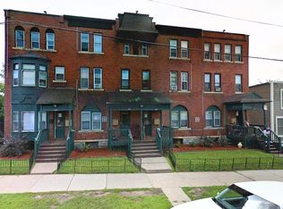 674 4th St E #2B, Saint Paul, MN 55106