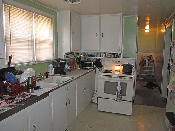 2nd image of 325 S William St