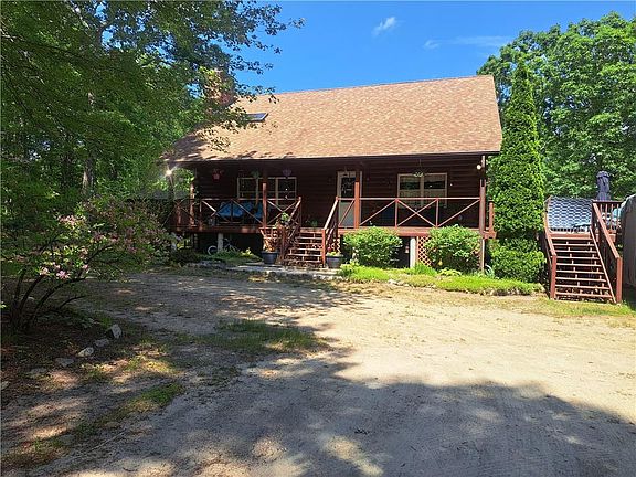 2nd image of 500 Plain Rd