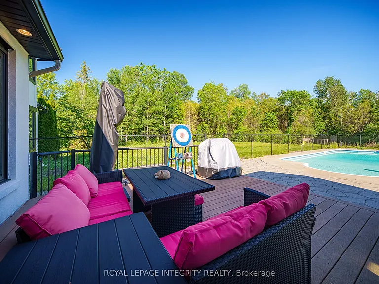 1218 Rideau Bend Cres — Photo 48