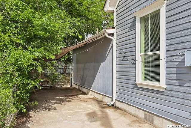 125 Stace — Photo 34