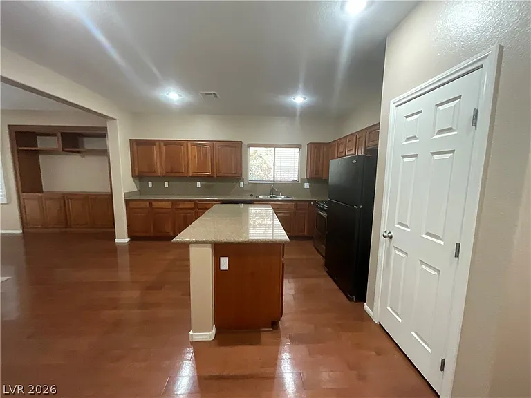 10841 Paradise Rd — Photo 12