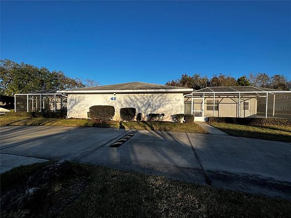 3rd image of 1033 Willow Dr