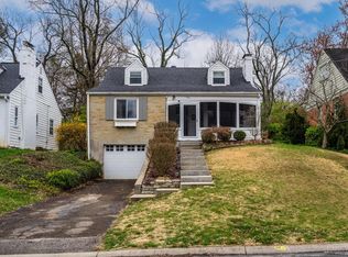 6267 Crestview Pl, Cincinnati, OH 45230