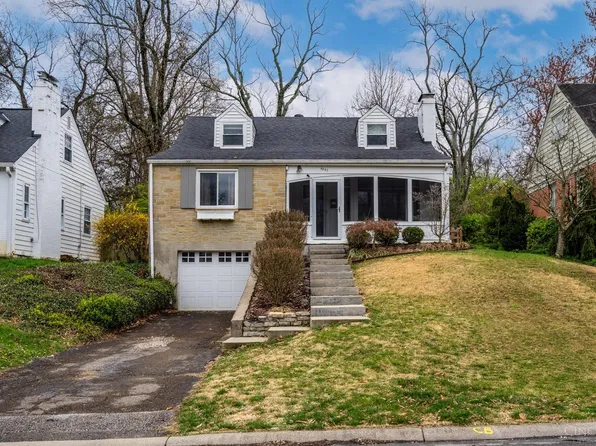6267 Crestview Pl, Cincinnati, OH 45230