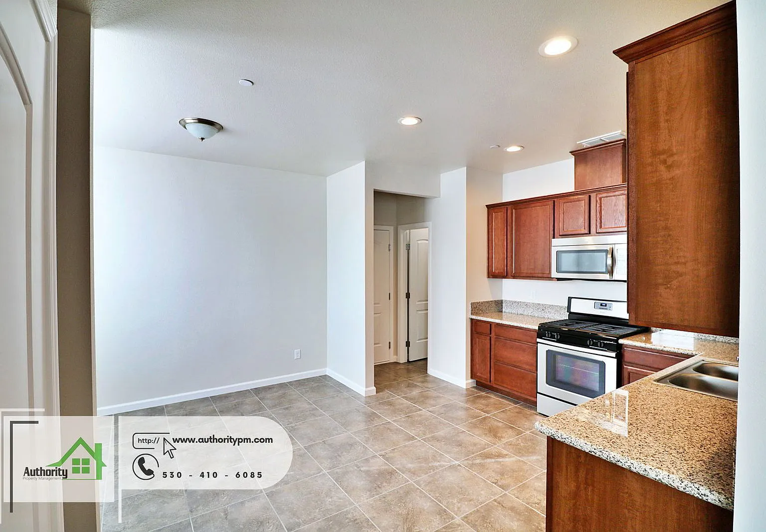 4 bed, 2.5 bath, 1680 sqft, $2,095 — Photo 3