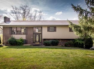 166 Freedom Rd, Bristol, VA 24201