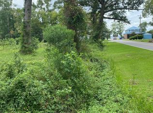 1305 Near Bartram Ln, Lake Waccamaw, NC 28450