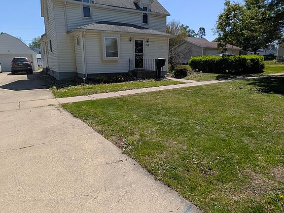2nd image of 1516 Tama St