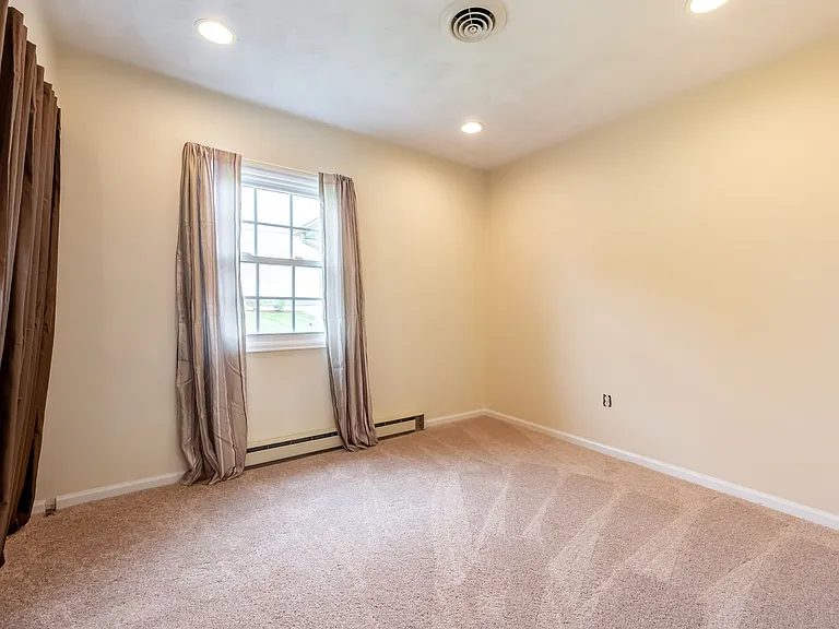 1005 Glade Rd — Photo 44
