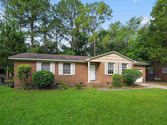 3rd image of 2247 S Partridge Cir
