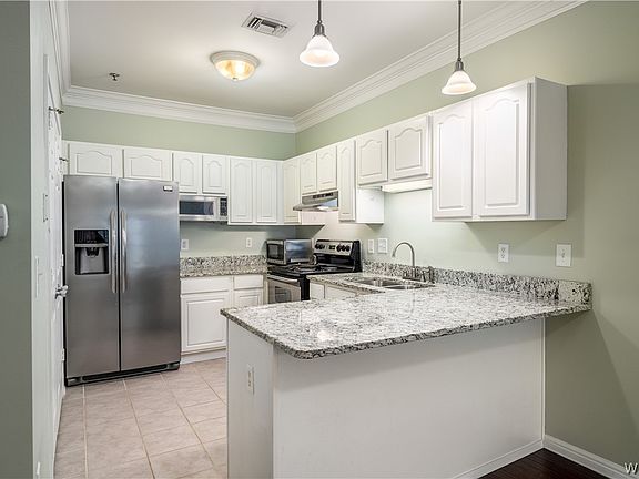 5th image of 303 Helen Keller Blvd APT C334