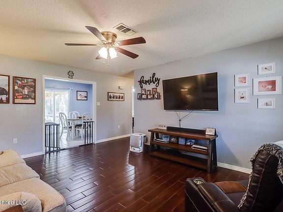 2nd image of 16334 Willow Oak Dr