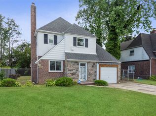 53 Surrey Ln, Hempstead, NY 11550