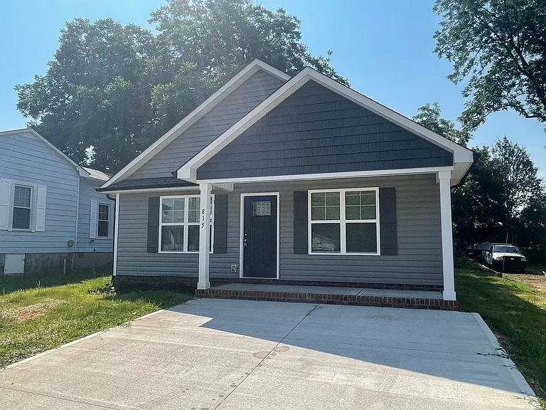 815 S Church St — Photo 1