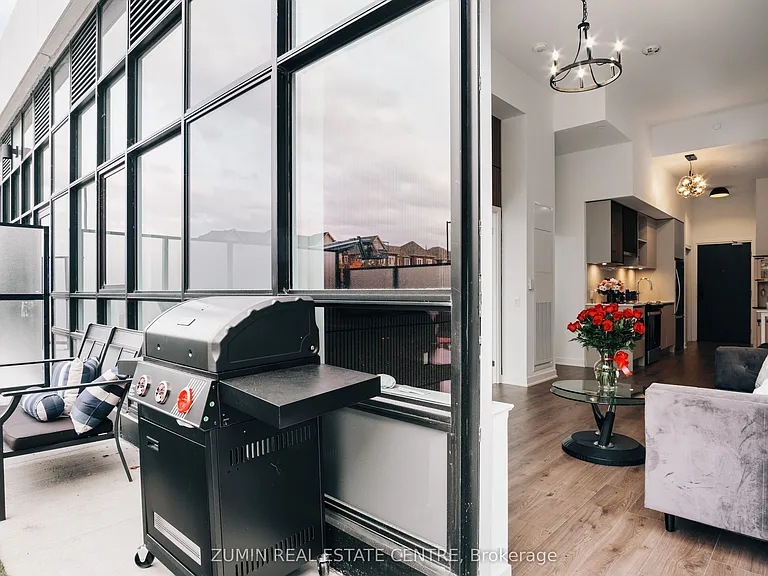395 Dundas St W #110 — Photo 4