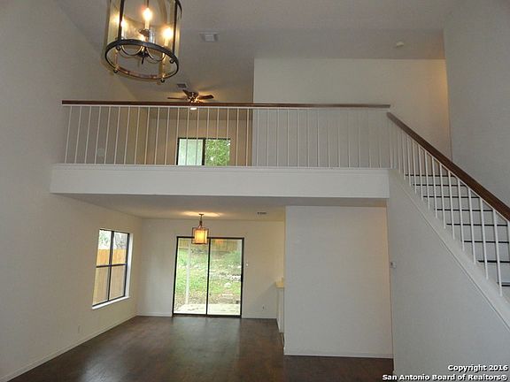 3rd image of 5402 Mountain Vista Dr