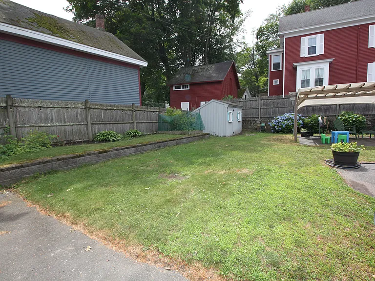 165 Lynn Fells Pkwy — Photo 44