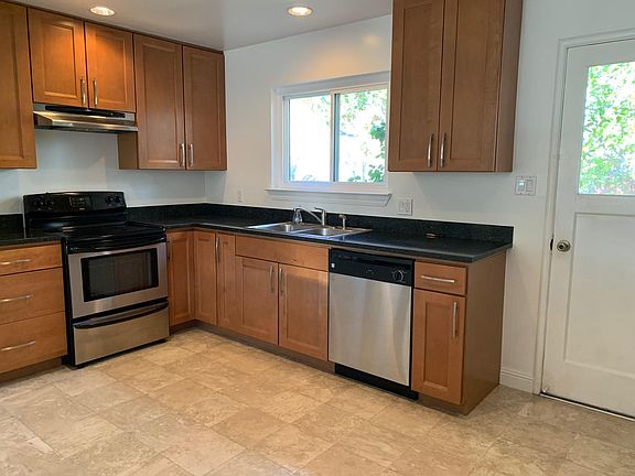 5th image of 4471 Tilbury Dr