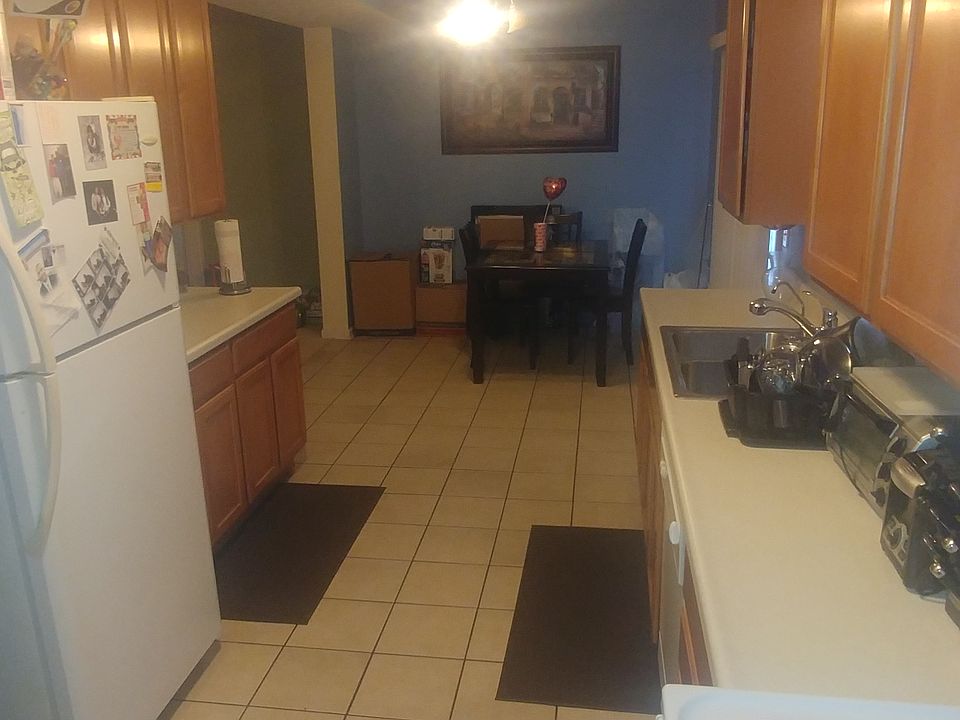 2nd image of 3249 W 39th St