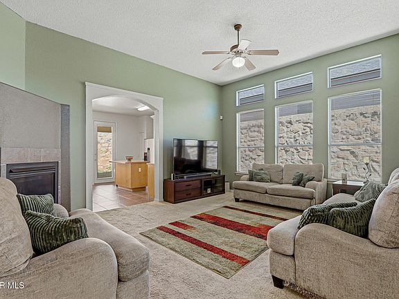 5th image of 253 Barnsworth Ct