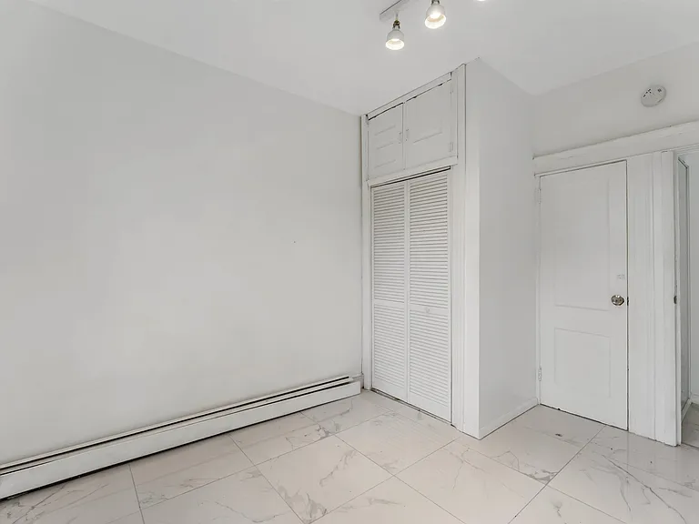 601 Columbia Ave #104 — Photo 7
