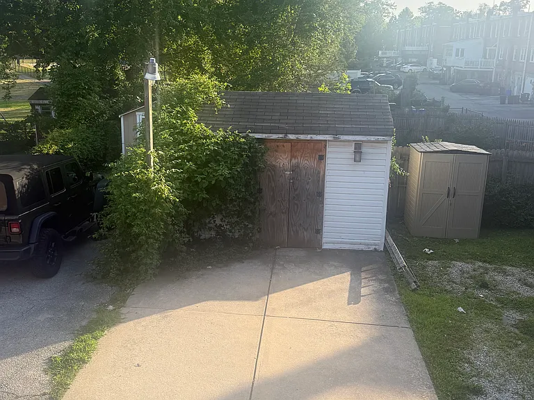 966 Argyle Rd — Photo 27