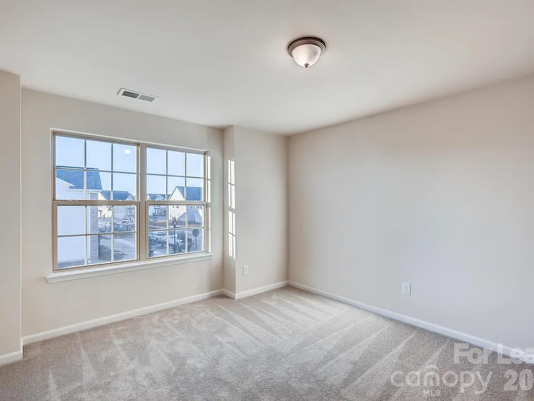 6418 Raffia Rd — Photo 21
