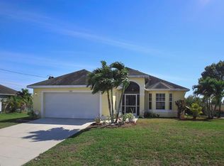 1902 NE 18th St, Cape Coral, FL 33909