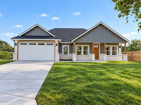 104 Goodknight Ranch Rd, Trinidad, TX 75163