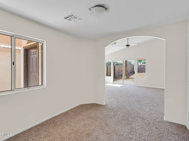 3321 W Gary Dr — Photo 24