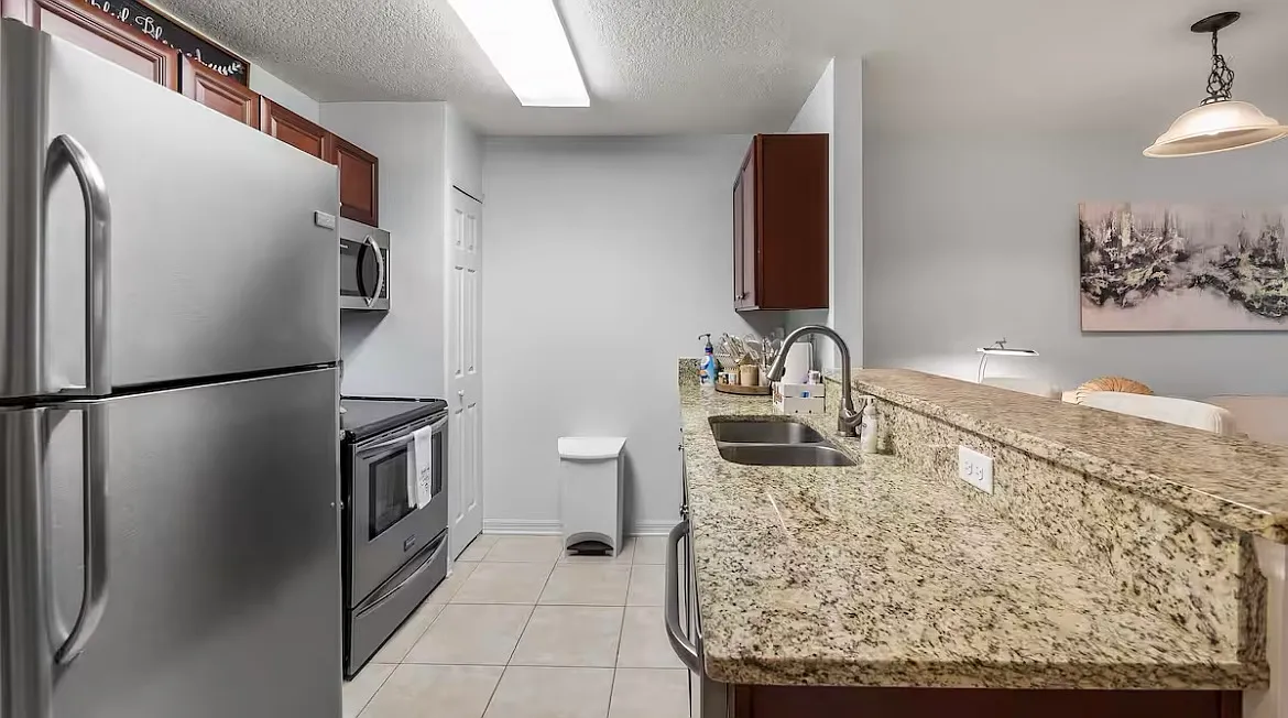 37 Sunnyside Dr — Photo 4