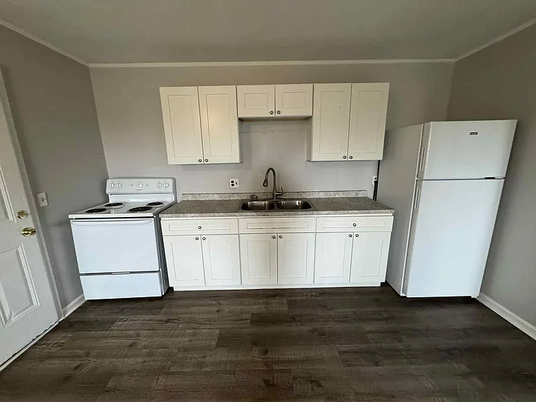 1608 College Farm Rd #7E — Photo 7