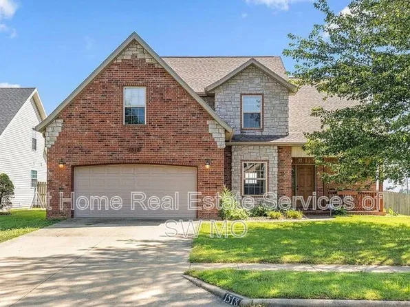 1518 W Maplewood St, Springfield, MO 65807