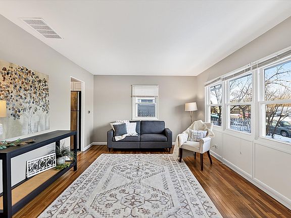 5th image of 1122 Hedgewood Dr