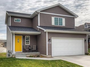 2880 Park Pl, Norwalk, IA 50211