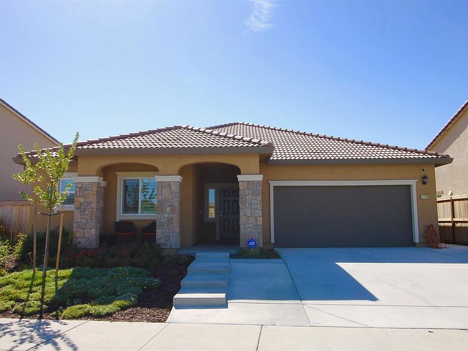 1st image of 5709 Van Eyck Way
