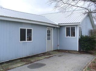 33 Prospect St, Delevan, NY 14042