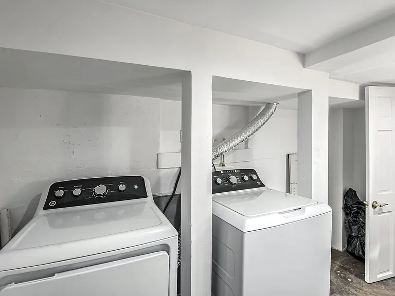 648 Keefer Pl NW #LL — Photo 15
