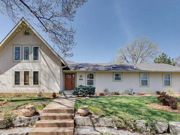 103 Providence Rd, Lawrence, KS 66049