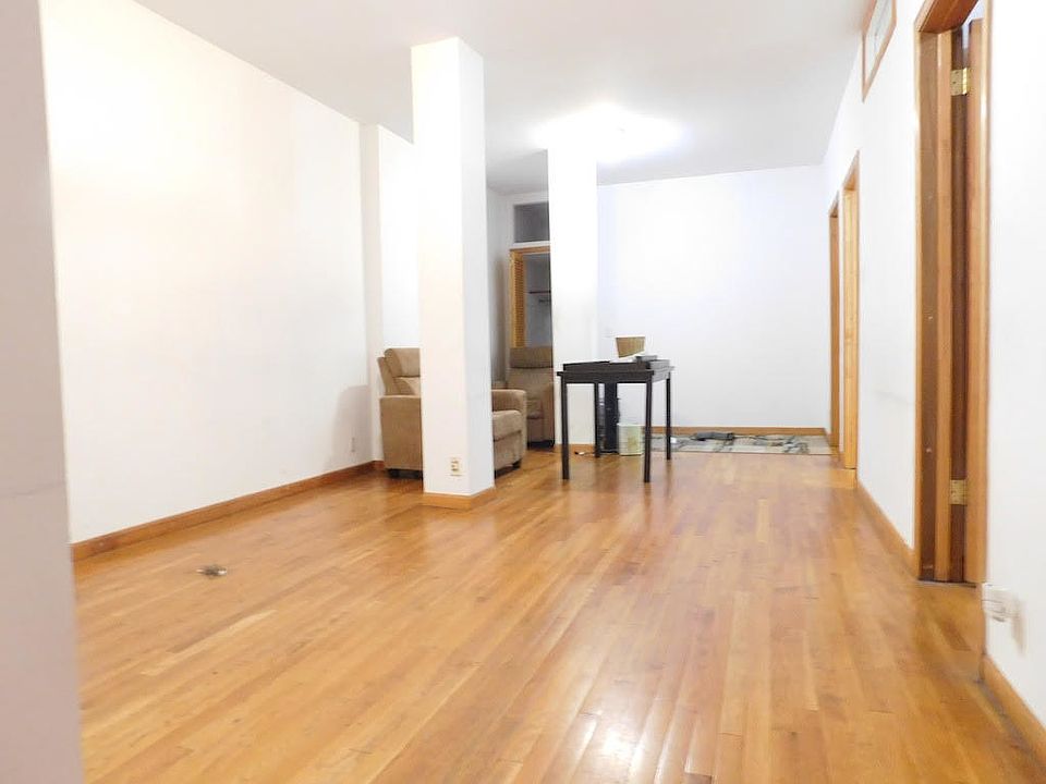 1st image of 457 W 46th St #1AF