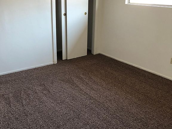 4th image of 4323 W 138th St #B