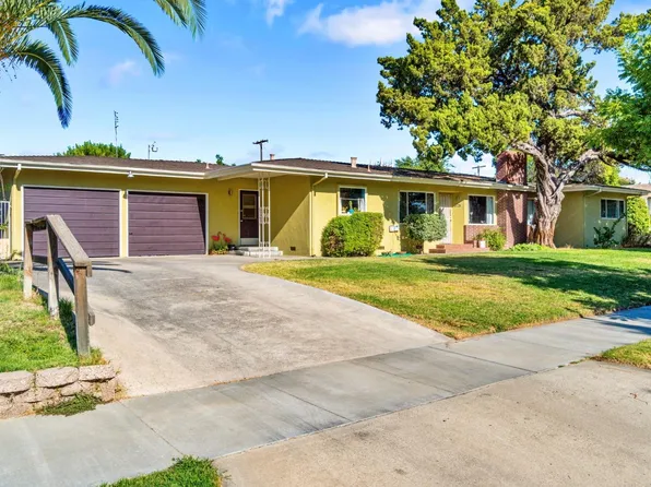 1825 19th Ave, Kingsburg, CA 93631
